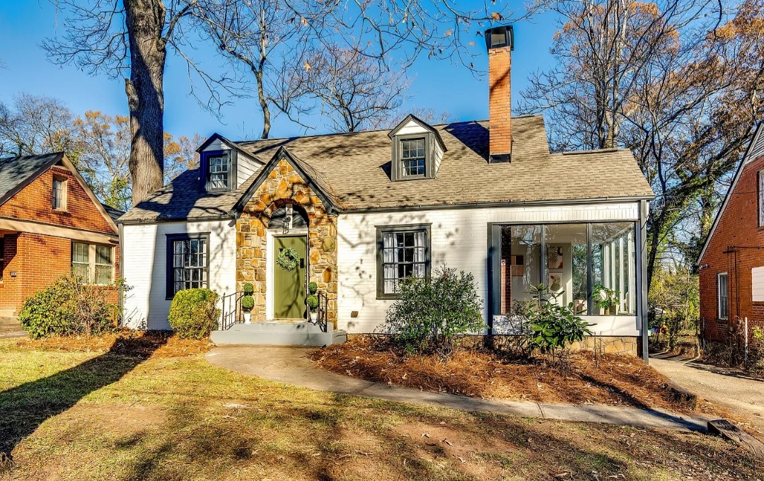 COTTAGE INSPIRED HOME